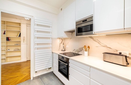 Les Iles Apartment | GuestReady - Opulence Living near Louvre Museum