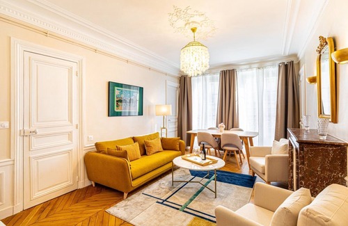 Les Iles Apartment | GuestReady - Opulence Living near Louvre Museum