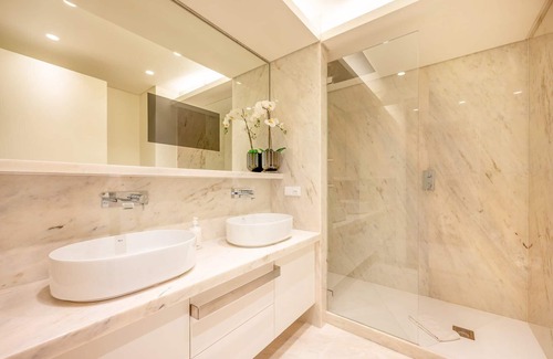 Sao Sebastiao da Pedreira Apartment | GuestReady - Palm Springs Hideaway