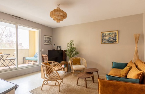 Griffon - Royale Apartment | GuestReady - Spacious and quiet 2 bedrooms with red cross slopes