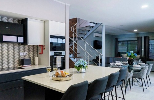 Relva House | GuestReady - Sunset House