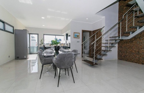 Relva House | GuestReady - Sunset House