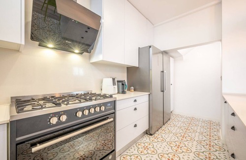 Vila Nogueira de Azeitao Apartment | GuestReady - White Haven with a terrace