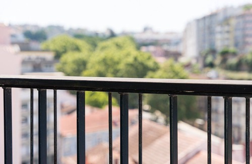 Coimbra Apartment | GuestReady - ZaZa Room 2