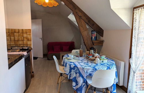 Gidy Bed & Breakfast | Guestroom with breakfast included in Gidy