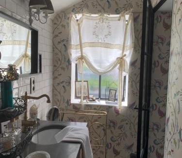 Historical Center Bruges Apartment | Guestsuite Sir Joachim Bruges