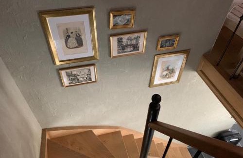 Historical Center Bruges Apartment | Guestsuite Sir Joachim Bruges