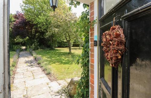 Ryde House | Guildford Farmhouse