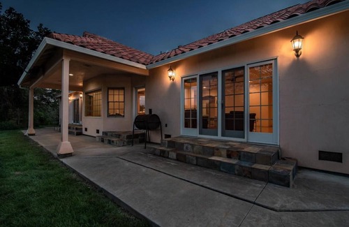 College City House | Guinda's Finest Nature Get-Away!