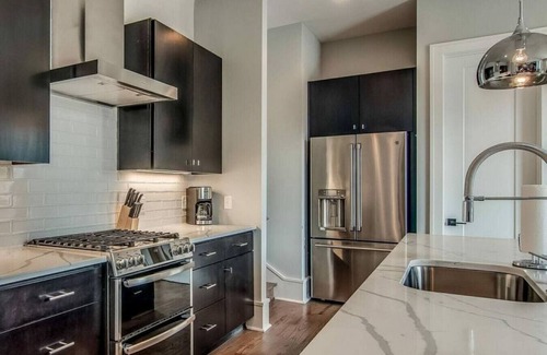 The Gulch Condo | Gulch · 4 Connecting Condos, Sleeps 38, Firepits, Garages, Rooftops decks, Great Views, Security