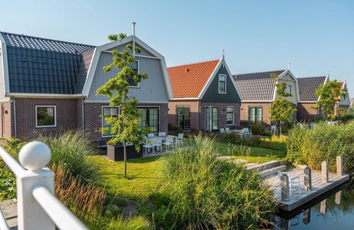 Uitdam House | Gulden Daalder 8 by Interhome