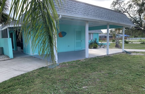 Port Charlotte House | Gulf Access In A Very Desired Area (Murdock) Walking Distance To Everything