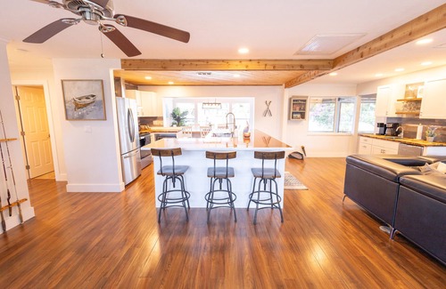 Bonita Springs House | Gulf Access Resort Style Pool Home Only 4 minutes to the Beach