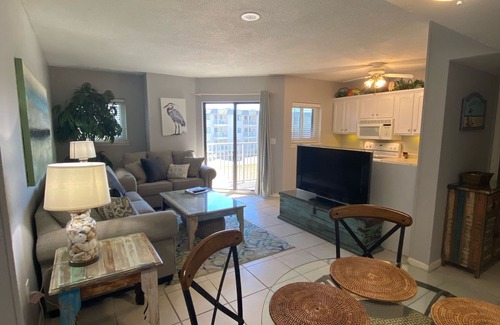 Fort Morgan Condo | Gulf Coast Beach Condo