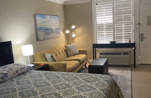 Moorings Condo | Gulf coast Inn Of Naples condo