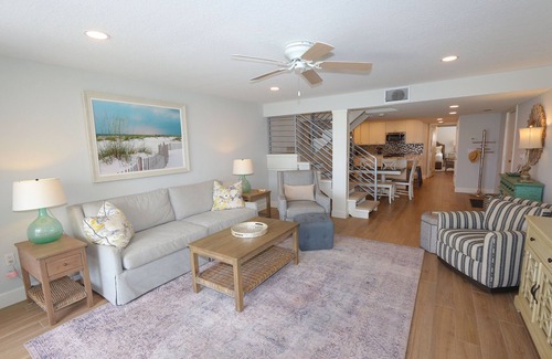 Longboat Key Condo | Gulf Coast Luxury – Large Beachfront Living: La Playa #203D Condo by RVA