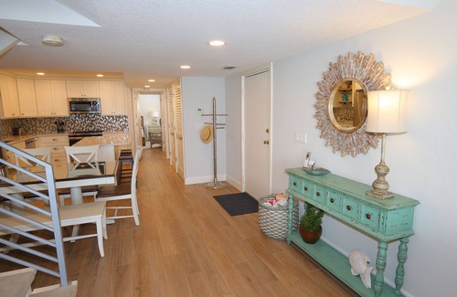 Longboat Key Condo | Gulf Coast Luxury – Large Beachfront Living: La Playa #203D Condo by RVA