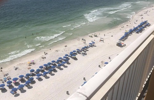 Miramar Beach Condo | Gulf Front 1 bedroom/2 bath/Full Size twin bunk beds @ Splash @ 10th floor