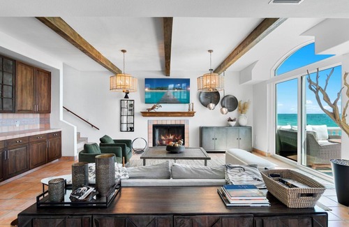 Sunset Beach House | Gulf Front 4 Bedroom Home ~ Free Sunsets every night!