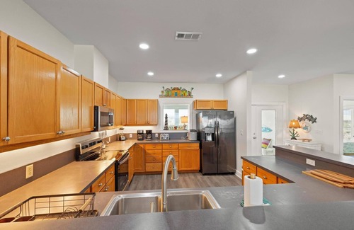 Pensacola Beach House | Gulf-Front Beach House | 6BR 6BA | Sleeps 20 | Pet-Friendly