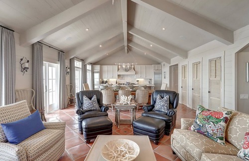 Cinnamon Shore House | Gulf-Front Home, Panoramic Views, Resort-Style Amenities in Cinnamon Shore