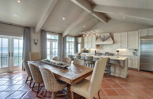 Cinnamon Shore House | Gulf-Front Home, Panoramic Views, Resort-Style Amenities in Cinnamon Shore