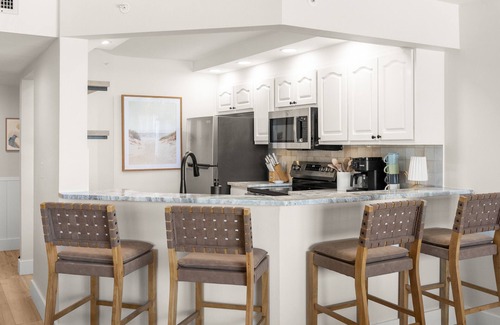 Biltmore Beach Condo | Gulf Front Luxury Condo | The Summerhouse
