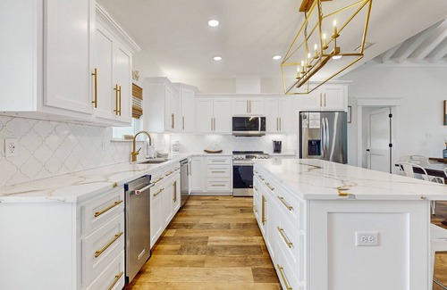 Dauphin Island House | Gulf-Front Oasis: Rooftop Heated Pool, Elevator & Dog-Friendly!