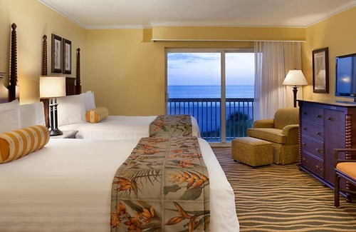 St. Pete Beach Resort | Gulf Front Studio ~ BlueGreen at Tradewinds