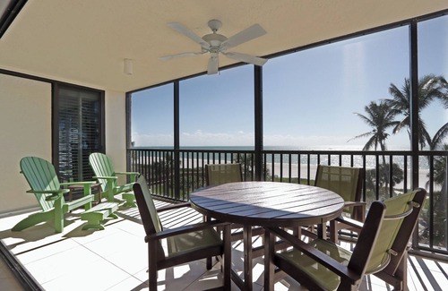 Beachview Country Club Estates Condo | Gulf Front, Top Floor, Two Bedroom Condo with Den - Sundial L405