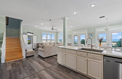 Port St. Joe Villa | Gulf Front Villa nsome weeks that are still available discounted up to 50%!