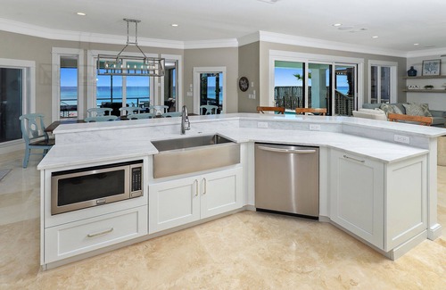Santa Rosa Beach House | Gulf Front With 150 Feet Of Private Beach In Dune Allen + Private Pool