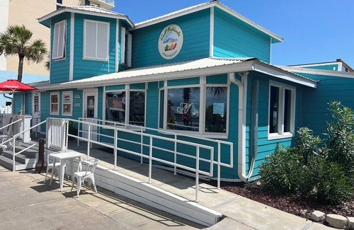 Panama City Beach House | Gulf Highlands townhouse five minute walk to the beach.