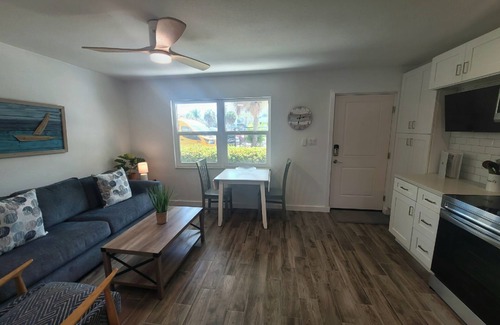 Siesta Key Village Condo | Gulf Holiday unit 7!