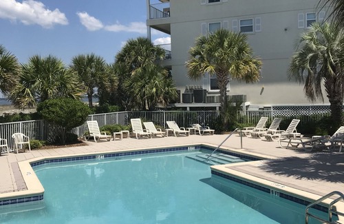 Navarre Beach Condo | Gulf Island Condo - third floor, sound views, walk to the beach