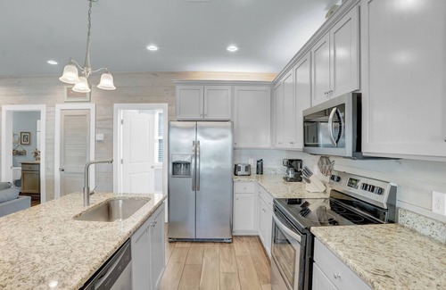 Gulf Shores Cottage | Gulf Shores | Outdoor Pool | Beach Access