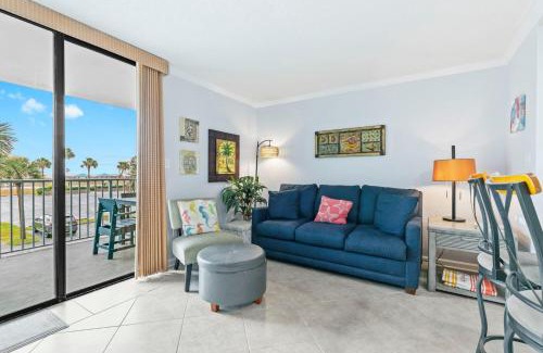 Gulf Shores Apartment | Gulf Shores Surf & Racquet Club 212A