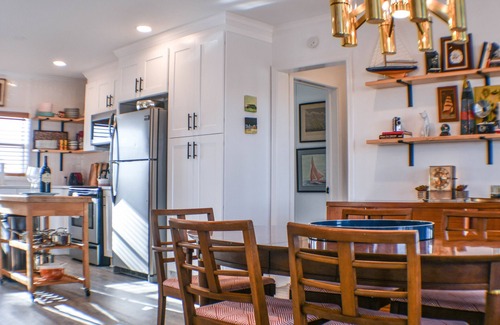 Dauphin Island House | Gulf side beach bungalow with tons of charm!