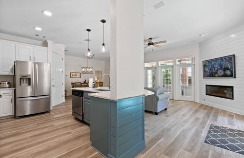Avalon Beach Estates House | Gulf-View 6 Bdrm, Pool, Hot-Tub, Gated Beach, with Tower Suite!