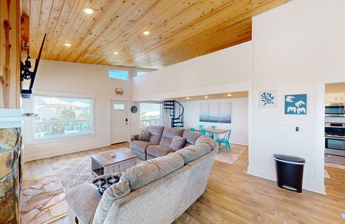 Cape San Blas House | Gulf-view beach house with patio, foosball, central AC, & W/D - dog-friendly