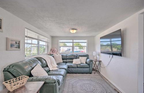 Signal Cove House | Gulf Views and Boat Dock Sunny Hudson Escape!