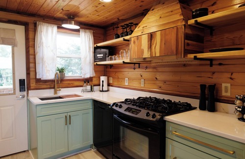 Gulf Park Estates Cabin | Gulf Views, Game Room, Fire Pit, Walk to Boat Launch and Pier, Near Down Town