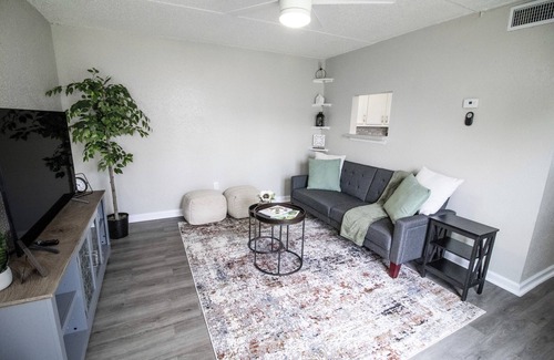 Gulfport Apartment | Gulfport 2 br Apt