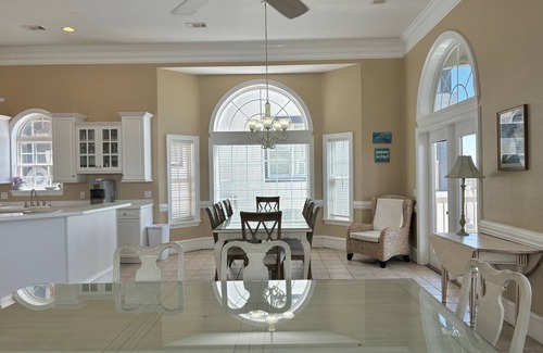 Destiny Shores House | GULFRONT 8 BEDROOM VILLA,VERY PRIVATE BEACH,NO CROWDS,BEACH SERVICE INCLUDED4/2