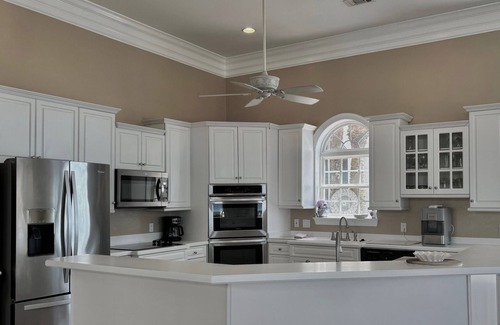 Destiny Shores House | GULFRONT 8 BEDROOM VILLA,VERY PRIVATE BEACH,NO CROWDS,BEACH SERVICE INCLUDED4/2