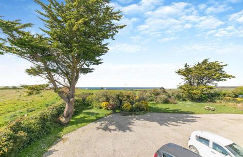 St Merryn Apartment | Gulland