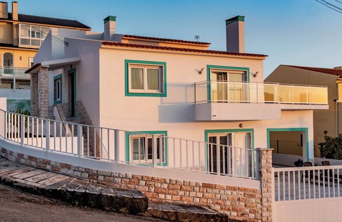 Coxos Beach House | Gundi House