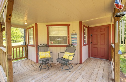 Groveoak Cabin | GUNTERSVILLE LAKE, WATERFRONT BOAT RAMP PRIVATE COMMUNITY GATED BOAT RAMP ALSO!