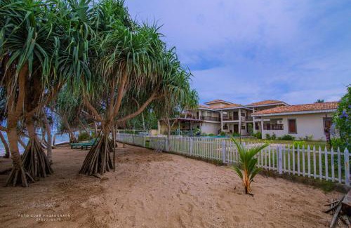 Ranna Hotel | Guru Beach Resort