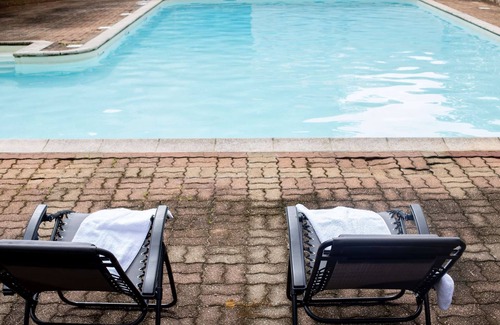 Cayenne Apartment | ♣ Guyanese Secret Garden ♣ Pool ♣ Fiber ♣ Private garden with tent♣